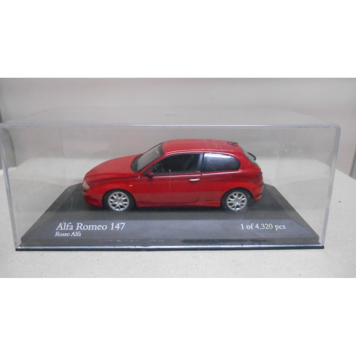 ALFA ROMEO 147 2001 ALFA ROSSO 1:43 MINICHAMPS NO CARTON - BCN