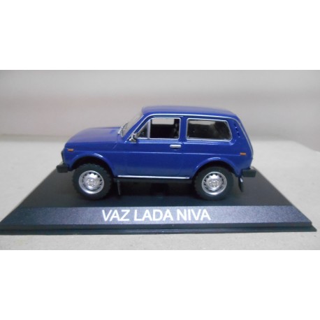 VAZ-2121/LADA NIVA BLUE 1:43 DeAGOSTINI IXO