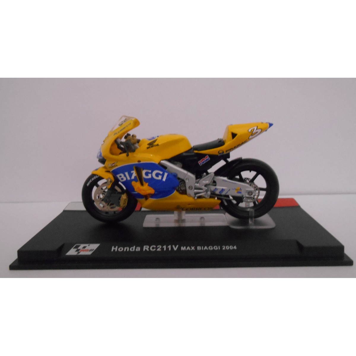 Modèle Réduit Moto Honda RC 211V N°15 Au 1/18 – Solido – Métal – Année 2003 – Neuf