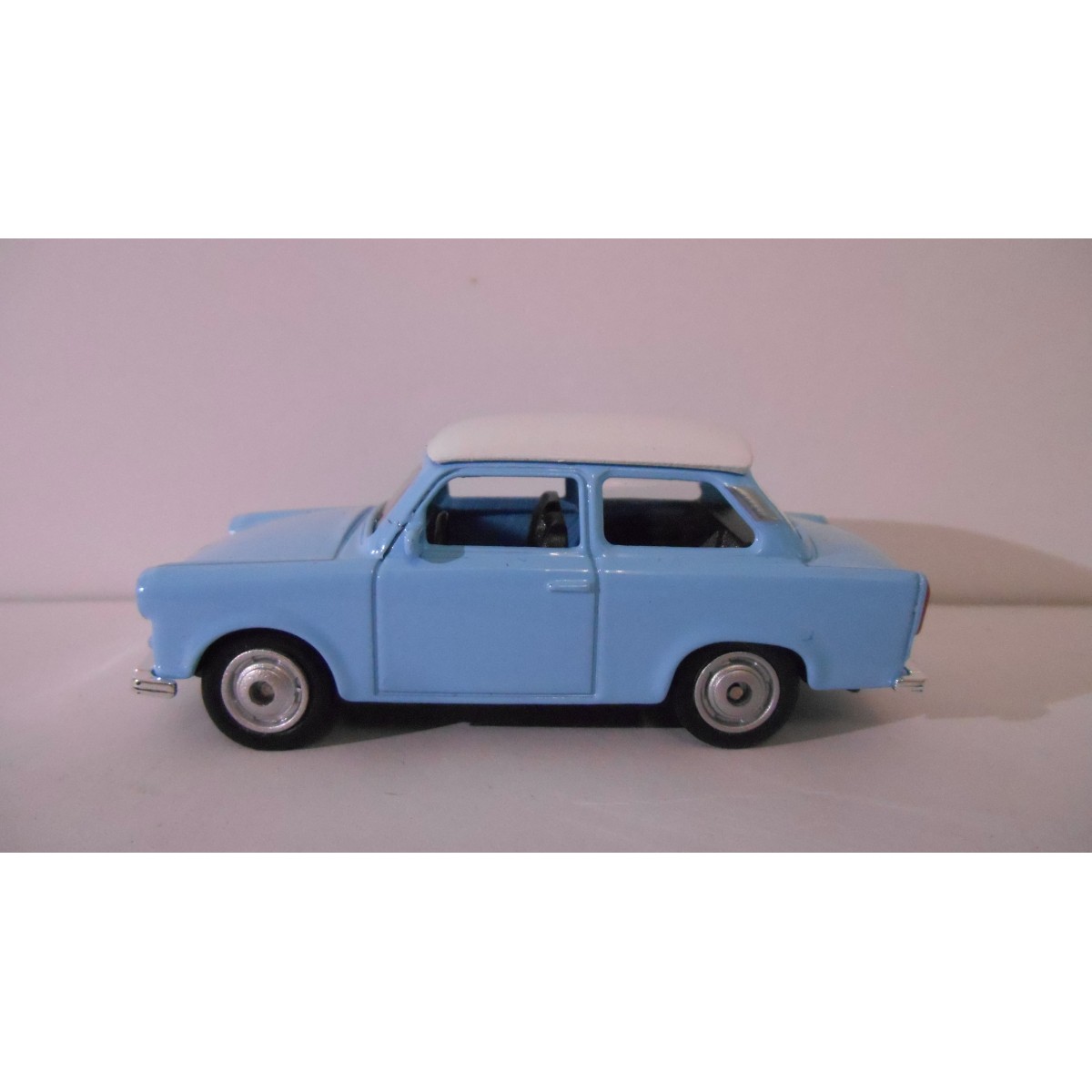 Miniature Voiture Trabant (Trabi) Bleue - Modèle Réduit échelle 1:34-39, Sous Licence, Collection