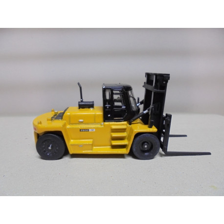 HYUNDAI 250-7E LIFTWORK/CARRETILLA LA NACION 1:87 H0 IXO LUPPA
