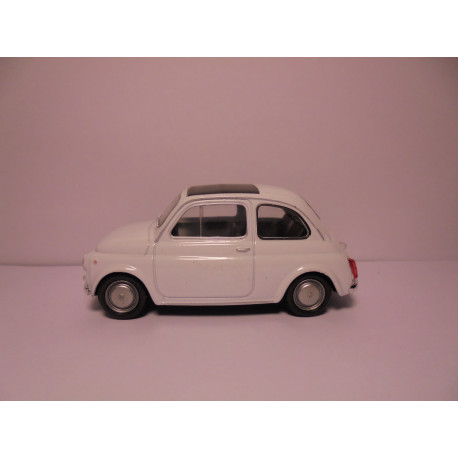 FIAT NUOVA 500 ITALIA WHITE 1:43 WELLY NEX