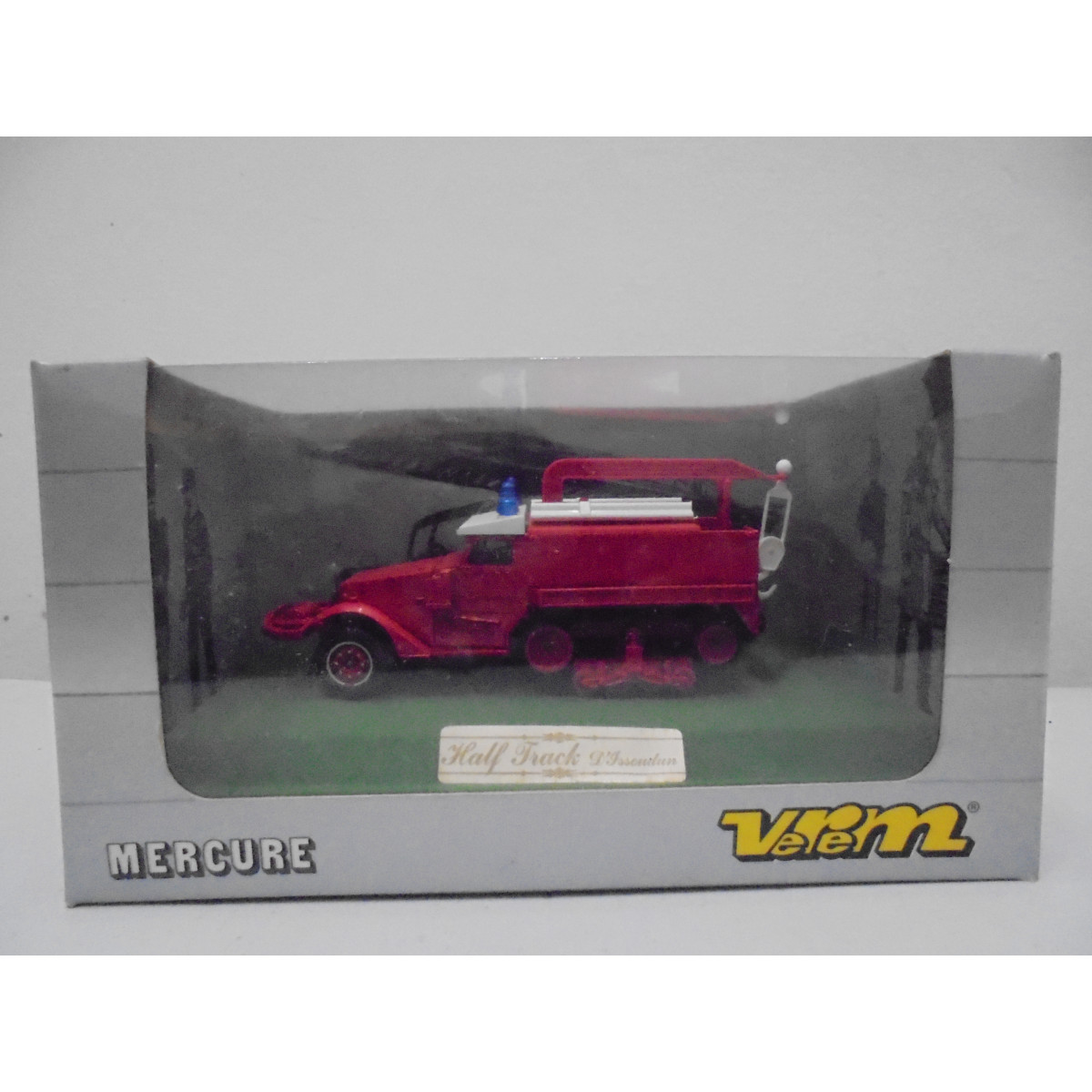 Verem Les Pompiers Ref 914 . Renault R390 Half-Track . Solido . Verem
