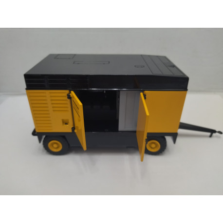 ATLAS COPCO XRVS 466 PORTABLE COMPRESSOR 1:35 NZG 510/705