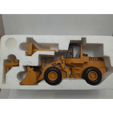 CASE 621 WHEEL LOADER/CARGADOR 1:35 J I CASE/NZG