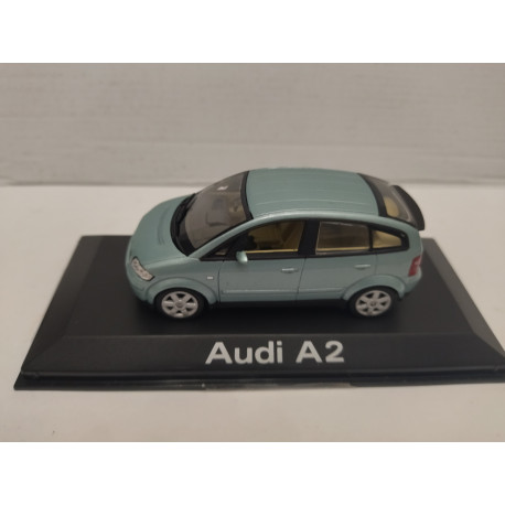 AUDI A2 1999 BLUE/GREEN 1:43 DEALER MINICHAMPS