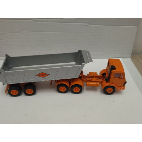 MERCEDES-BENZ TRUCK/CAMION VOLQUETE READYMIX 1:50 CONRAD 26