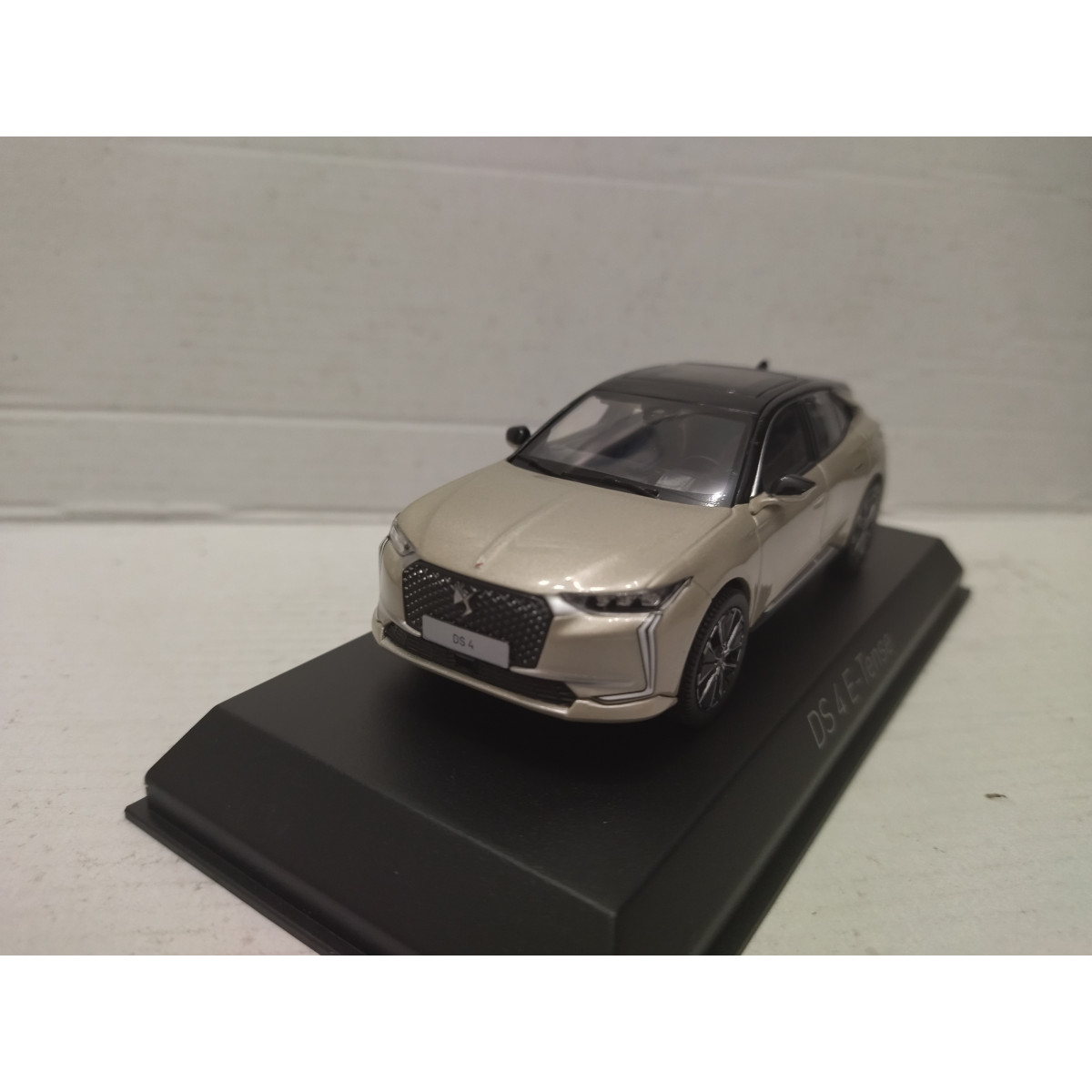 CITROEN DS4 2021 E-TENSE CRISTAL PEARL 1:43 NOREV 170040 - BCN
