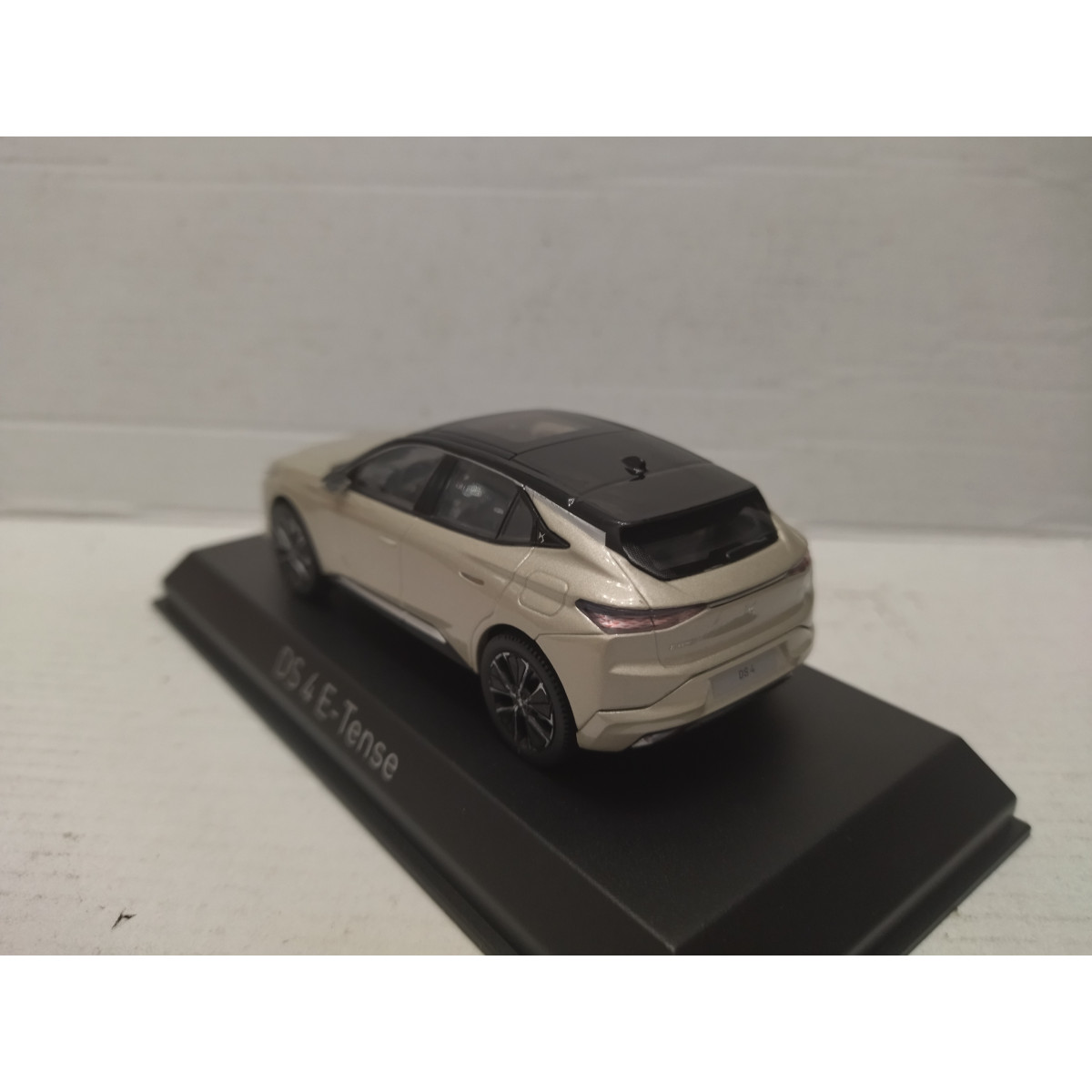 CITROEN DS4 2021 E-TENSE CRISTAL PEARL 1:43 NOREV 170040 - BCN