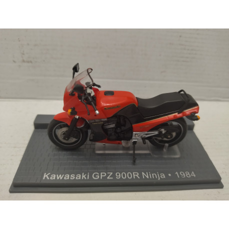 KAWASAKI GPZ 900R NINJA 1984 CLASSIC MOTO/BIKE 1:24 ALTAYA IXO