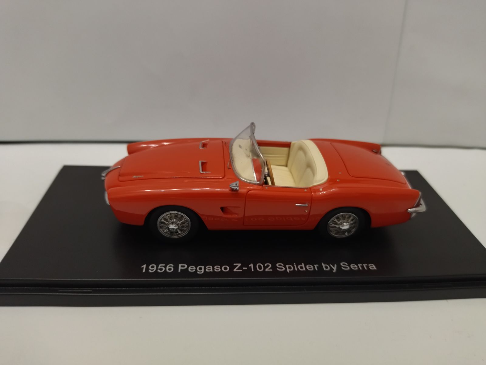 Archivo:Pegaso Z-102 Spider Serra. 1953.jpg - Wikipedia, la enciclopedia libre