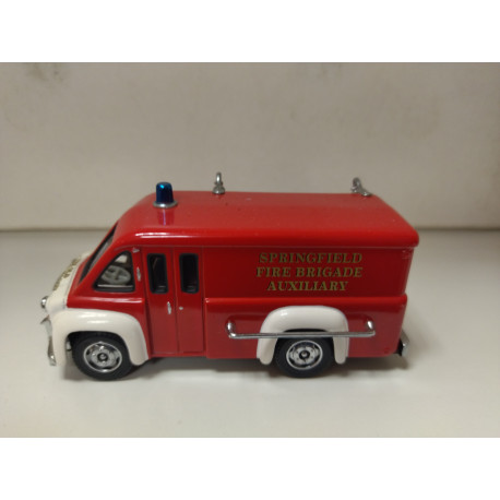 DODGE ROUTE VAN 1948 FIRE/POMPIERS/BOMBEROS 1:43 MATCHBOX YFE16 DEFECT/V FOTO