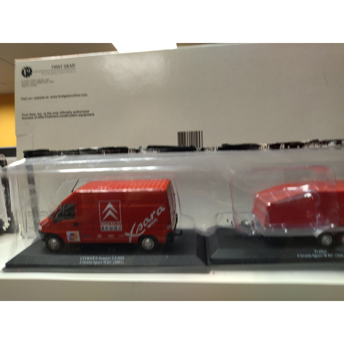 RALLYE 1/43 IXO [166] – Camion assistance CITROEN C35 phase 2 - PEUGEOT