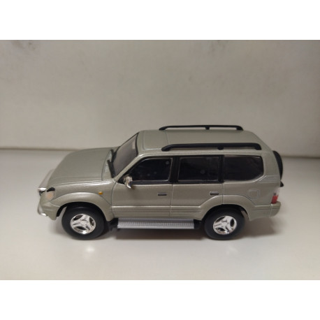 TOYOTA LAND CRUISER 1998 SERIE 100 1:43 DelPRADO NO BOX/RETRO ROTO/V FOTO