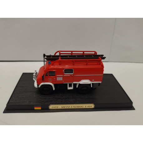 UNIMOG U404 METZ 1959 FIRE/BOMBEROS/POMPIERS 1:64 DelPrado URNA NO ORIGINAL