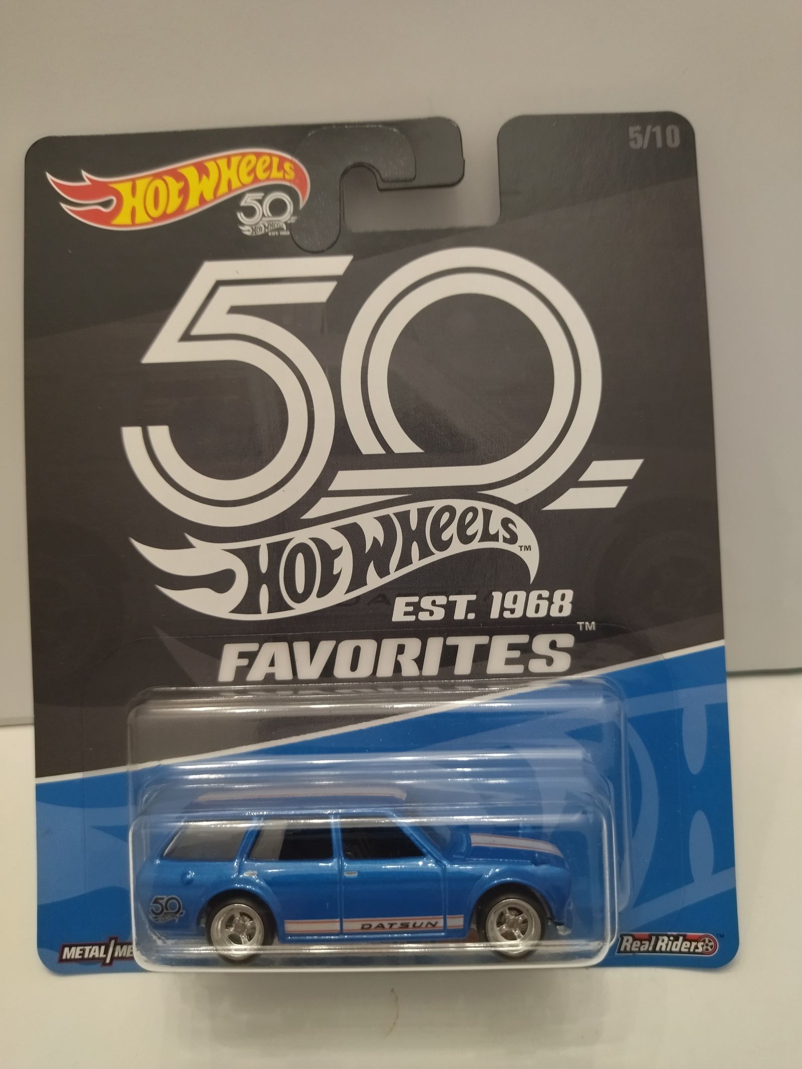DATSUN BLUEBIRD 510 WAGON 1971 5/10 HW 50 ANNIVERSARY 1:64 HOT