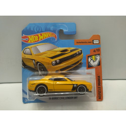 DODGE CHARGER SRT 2015 YELLOW 4/10 MUSCLEMANIA 1:64 HOT WHEELS